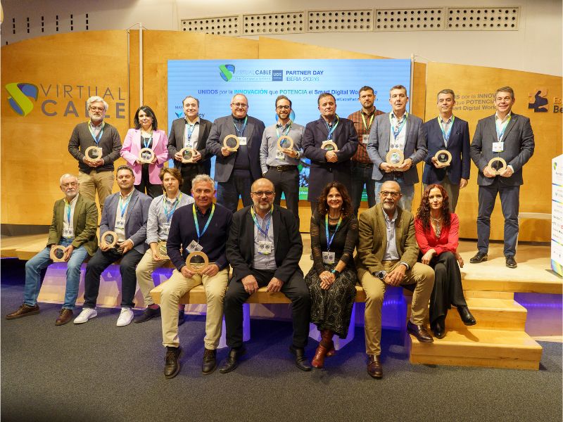 Entrega de premios a partners en el Virtual Cable Partner Day Iberia 2026
