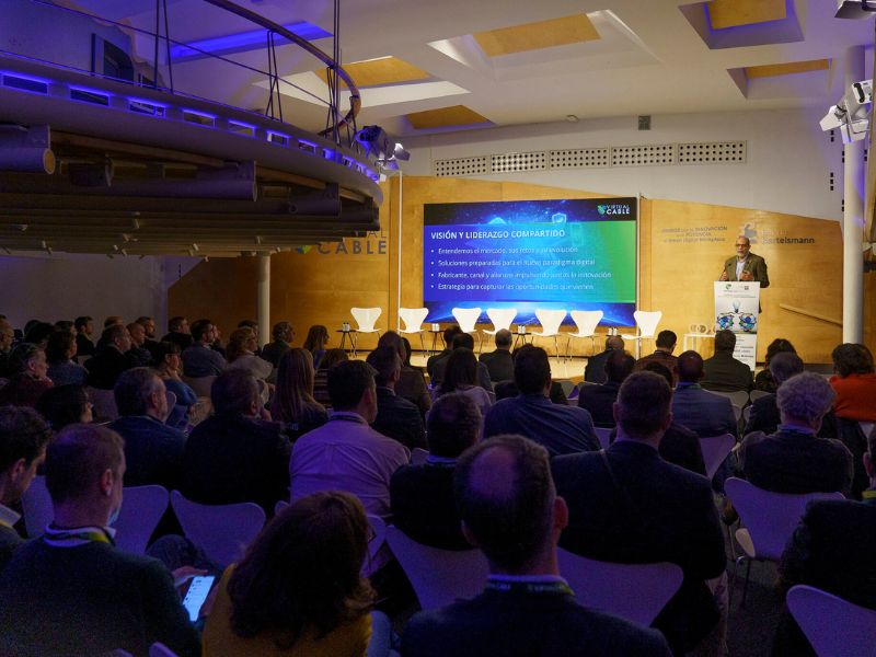 Fernando Feliu durante su intervención en el Partner Day Iberia 2026 de Virtual Cable